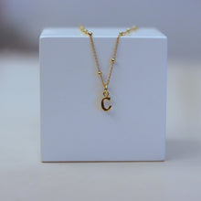 Cargar imagen en el visor de la galería, Cadena y colgante letra - Plata 925 baño oro 18K- Todas las letras
