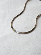 Cargar imagen en el visor de la galería, Collar Magic (ancho 5mm) • Acero de titanio con baño de plata rodiada
