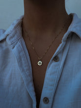 Cargar imagen en el visor de la galería, Collar perrera benéfico SOS Perrera Badajoz - Plata 925 baño oro 18K