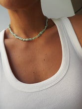 Cargar imagen en el visor de la galería, Collar Tossa de Mar • minerales + acero dorado 316L baño oro 18k