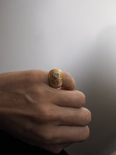 Cargar imagen en el visor de la galería, Anillo Úrsula - Acero dorado 316L baño oro 18k - Talla 6, 10, 12, 14, 16 y 18