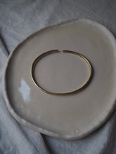 Cargar imagen en el visor de la galería, Pulsera Mumbai - Latón baño oro 18k - Original India - Edición limitada