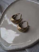 Cargar imagen en el visor de la galería, Pendientes India 012 - Latón baño oro 18k - Original India - Edición limitada