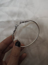 Cargar imagen en el visor de la galería, Pulsera piedra luna - Latón baño plata - Original India