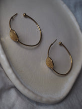 Cargar imagen en el visor de la galería, Pendientes India 022 - Latón baño oro 18k - Original India - Edición limitada