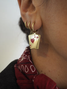 Pendiente aro As de corazones rojos - Acero dorado 316L baño oro 18k - par 25€ unidad 13€
