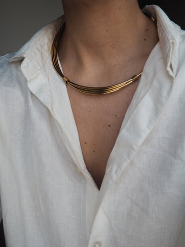 Collar Aswan - Acero dorado 316L baño oro 18k