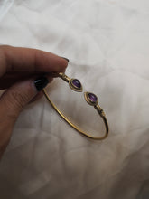 Cargar imagen en el visor de la galería, Pulsera amatista - Latón baño oro 18k - Original India