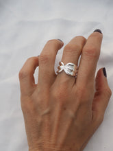Cargar imagen en el visor de la galería, Anillo Chloe - Acero 316L baño plata rodiada - Talla  14  y 18