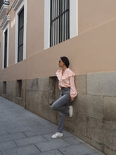 Cargar imagen en el visor de la galería, Blusa rosa 100% algodón - Talla M y L