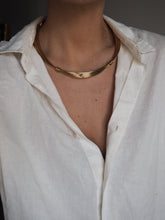 Cargar imagen en el visor de la galería, Collar Aswan - Acero dorado 316L baño oro 18k