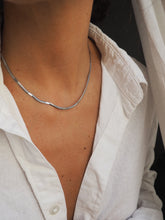 Cargar imagen en el visor de la galería, Collar mini magic (ancho 2mm) • Acero 304L baño plata rodiada