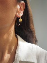 Cargar imagen en el visor de la galería, Pendientes India 022 - Latón baño oro 18k - Original India - Edición limitada