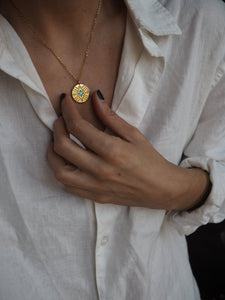 Collar Hatshepsut - Acero dorado 316L baño oro 18k
