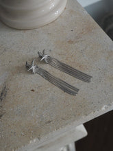 Cargar imagen en el visor de la galería, Pendientes Magic estrella - Acero plateado 316L baño plata rodiada
