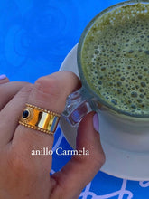 Cargar imagen en el visor de la galería, Anillo Carmela Ónyx - Acero dorado 316L baño oro 18K - Talla 12, 14, 16 y 18