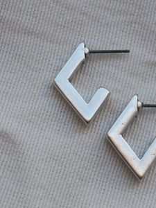 Pendientes Geometric 004 - Plata vieja - par 22€ unidad 11,50€