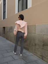 Cargar imagen en el visor de la galería, Levis vintage gris - Modelo 501 slim fit elástico botones - Talla estimada 38/40