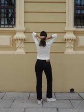 Cargar imagen en el visor de la galería, Levis vintage negro - Modelo 581 06 cremallera W30 L 34 - Talla estimada 38