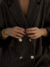 Cargar imagen en el visor de la galería, Chaqueta marrón brillo