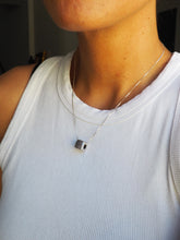 Cargar imagen en el visor de la galería, Collar GEOMETRIC 005 - Plata vieja