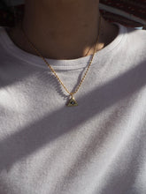 Cargar imagen en el visor de la galería, Collar Esna - Acero dorado 316L baño oro 18k