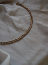 Cargar imagen en el visor de la galería, Collar Elisa circonitas • Acero dorado 316L baño oro 18k