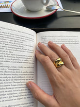 Cargar imagen en el visor de la galería, Anillo París - Acero dorado 316L baño oro 18k - Talla 10, 12, 16 y 18