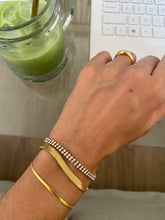 Cargar imagen en el visor de la galería, Pulsera Magic 5mm - Acero dorado 316L baño oro 18k