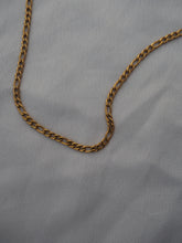 Cargar imagen en el visor de la galería, Collar Camille - Acero 316L baño oro 18k