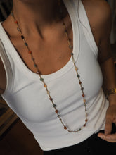 Cargar imagen en el visor de la galería, Collar Julia barras • minerales + acero dorado 316L baño oro 18k