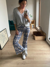 Cargar imagen en el visor de la galería, Pantalón navajo azul - Talla única elástico