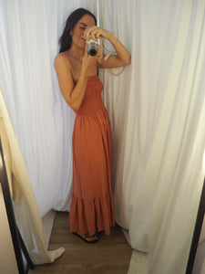 Vestido palabra de honor teja