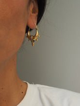 Cargar imagen en el visor de la galería, Pendientes India 002 - Edición limitada - Latón baño de oro 18k