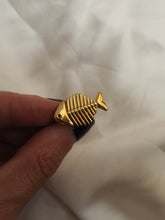 Cargar imagen en el visor de la galería, Anillo Oeiras - Acero 316L baño oro 18k - Talla adaptable de 14 a 19