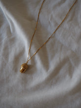 Cargar imagen en el visor de la galería, Collar Bellotera 2.0 - Acero dorado 316L baño oro 18k