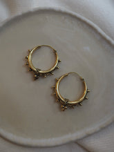 Cargar imagen en el visor de la galería, Pendientes India 015 - Latón baño oro 18k - Original India - Edición limitada