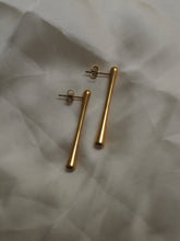Cargar imagen en el visor de la galería, Pendientes Geometric 011 - Acero 316L baño oro 18k - par 20€