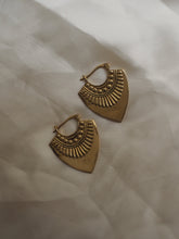 Cargar imagen en el visor de la galería, Pendientes India 006 - Edición limitada - Latón baño de oro 18k