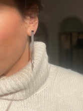 Cargar imagen en el visor de la galería, Pendientes Magic - Acero plateado 316L baño plata rodiada