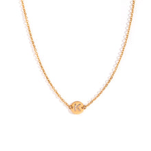 Cargar imagen en el visor de la galería, Collar letra - Acero dorado 316L baño oro 18k - Elige tu letra