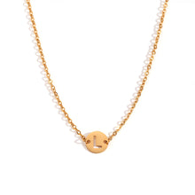 Cargar imagen en el visor de la galería, Collar letra - Acero dorado 316L baño oro 18k - Elige tu letra