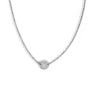 Collar letra - Acero plateado 316L baño plata rodiada - Elige tu letra