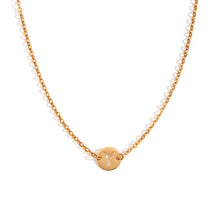 Cargar imagen en el visor de la galería, Collar letra - Acero dorado 316L baño oro 18k - Elige tu letra