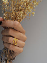 Cargar imagen en el visor de la galería, Anillo Jaipur - Edición limitada - Latón baño oro 18k - Talla 12, 14 y 16