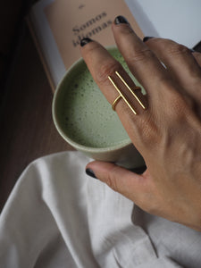 Anillo Surat - Edición limitada - Latón baño oro 18k - Talla adaptable de 13 a 18