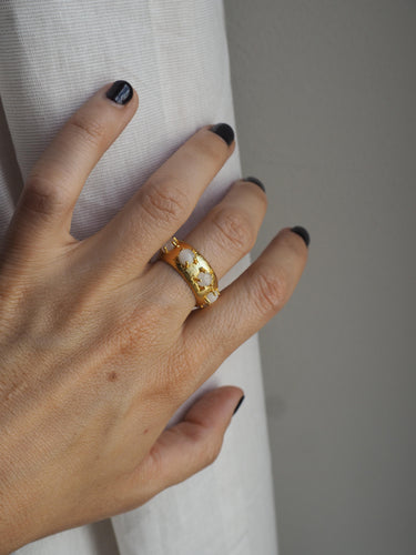 Anillo Chennai - Edición limitada - Latón baño oro 18k - Talla adaptable de 14 a 18