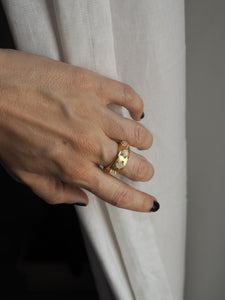 Anillo Chennai - Edición limitada - Latón baño oro 18k - Talla adaptable de 14 a 18