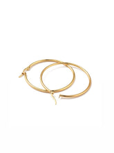 Cargar imagen en el visor de la galería, Pendientes aros 45 mm · Acero dorado 316L baño oro 18K