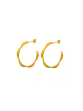 Cargar imagen en el visor de la galería, Pendientes aros onditas 25mm · Acero dorado 316L baño oro 18k